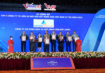 DXS: Chiến lược kinh doanh linh hoạt, doanh thu ổn định trong 9 tháng đầu năm
